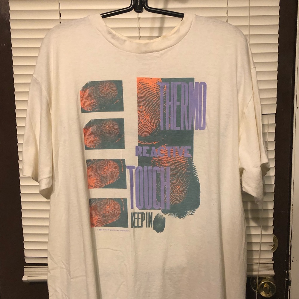 VINTAGE 1991 Thermo Reactive Touch T-Shirt
